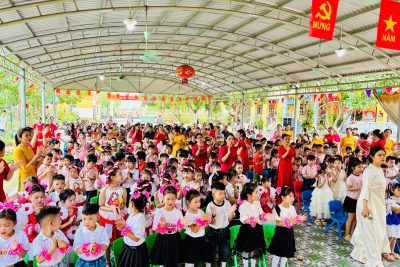 Vui tết thiếu nhi 1/6 và lễ ra trường cho trẻ 5T